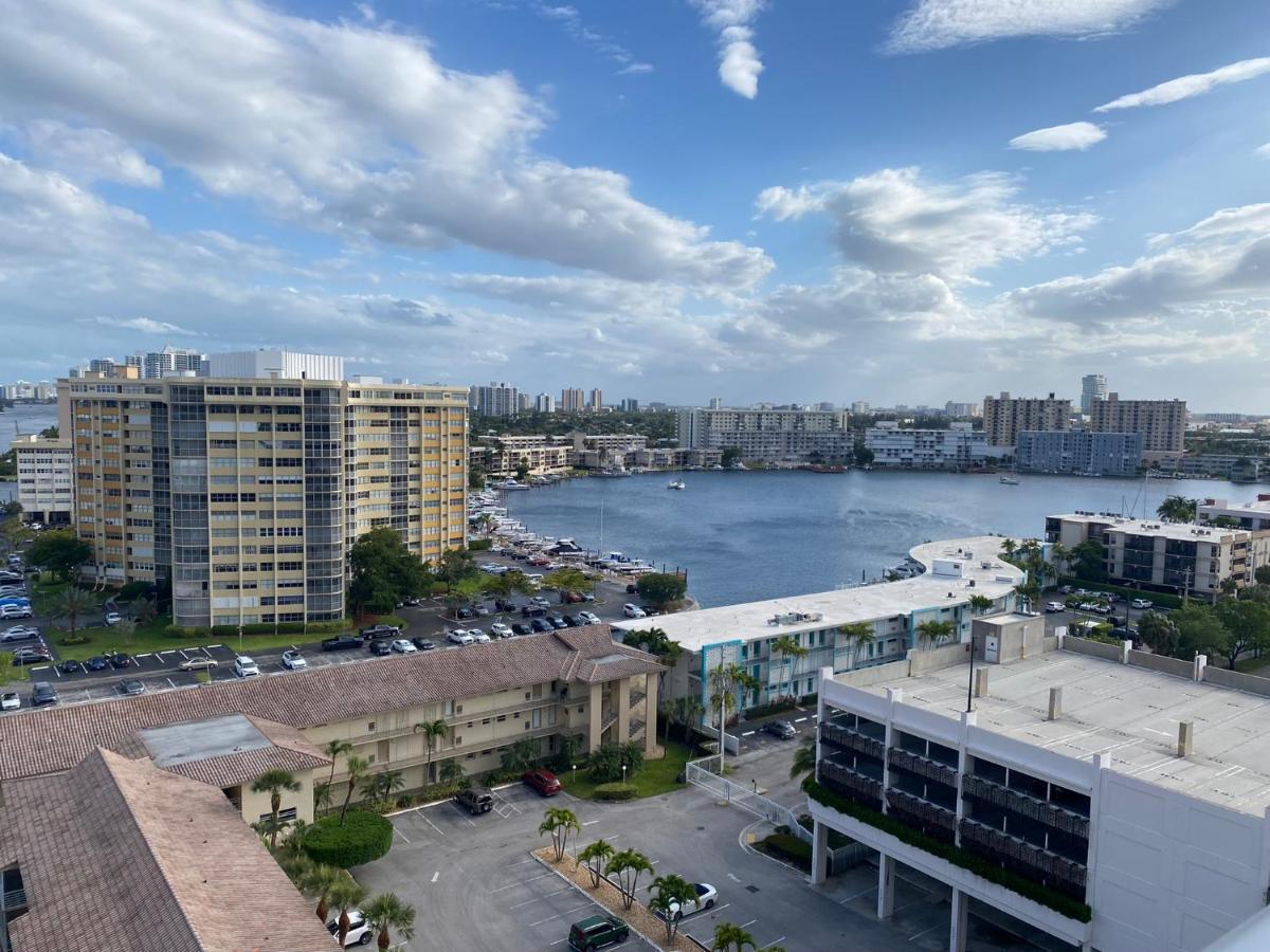 Beachwalk 1B 1B Incredible View Apartment 14 A Халландейл-Бич Экстерьер фото